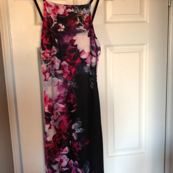 Brand new dress - Picture 4 of 7